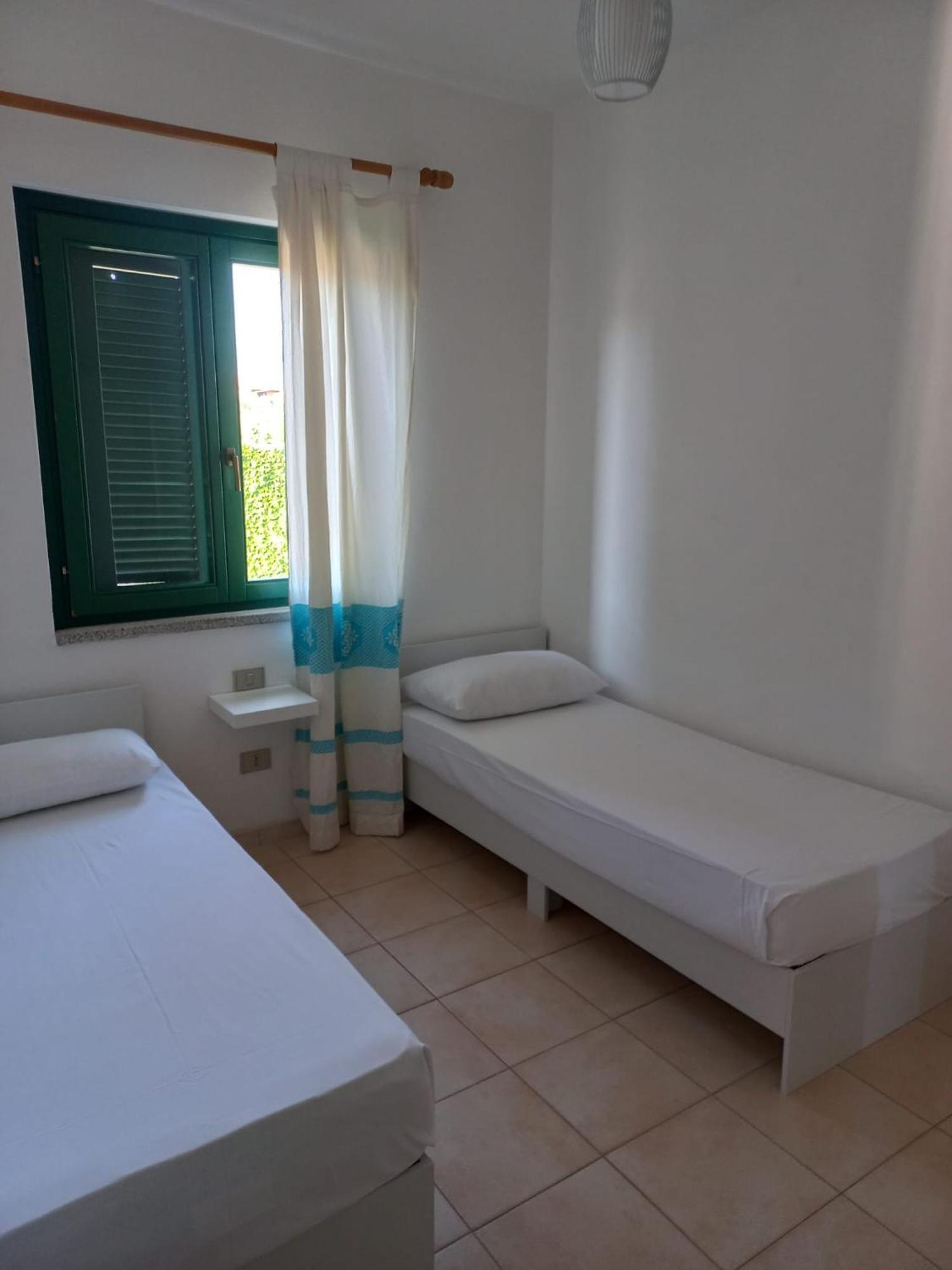 Residence La Funtana San Teodoro  Bagian luar foto