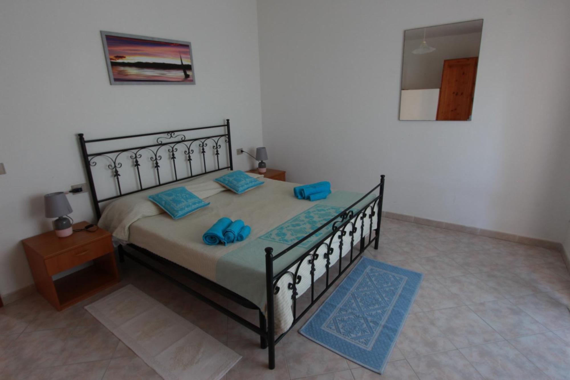 Residence La Funtana San Teodoro  Bagian luar foto